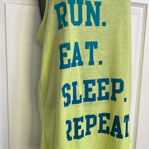 Running Tank Top - Picture 3 of 9